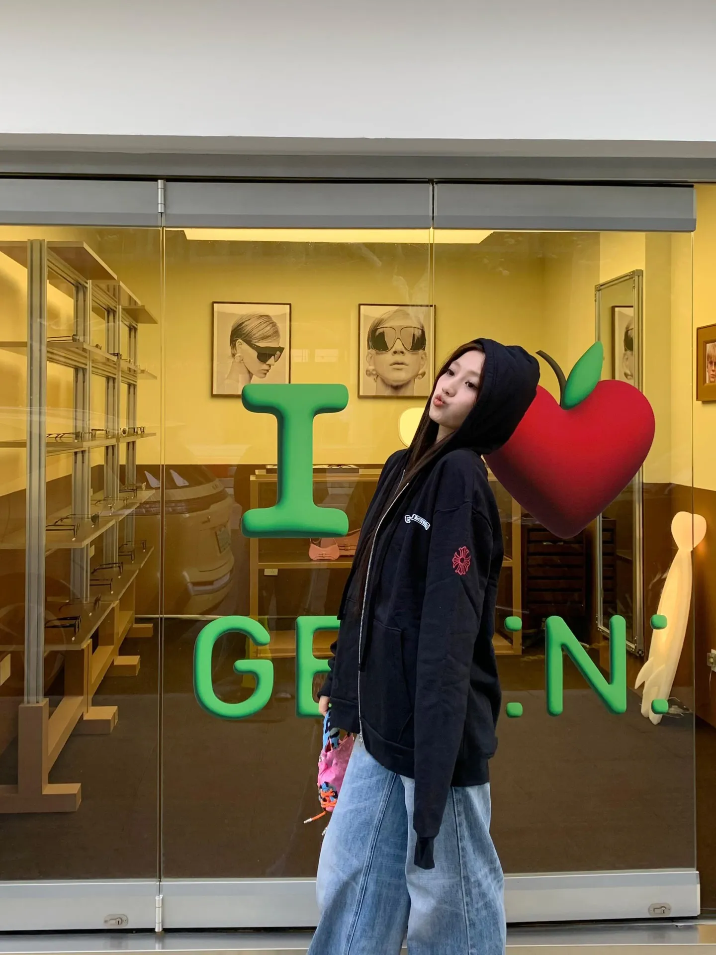 ┃ ┃